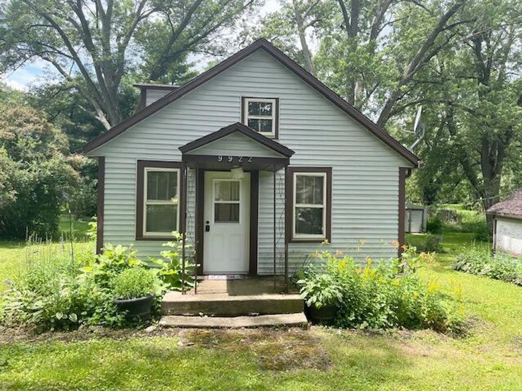 9922 190th AVENUE, Bristol, WI 53104