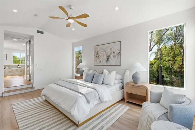 12086 Little Silver Ct, San Diego, CA 92131