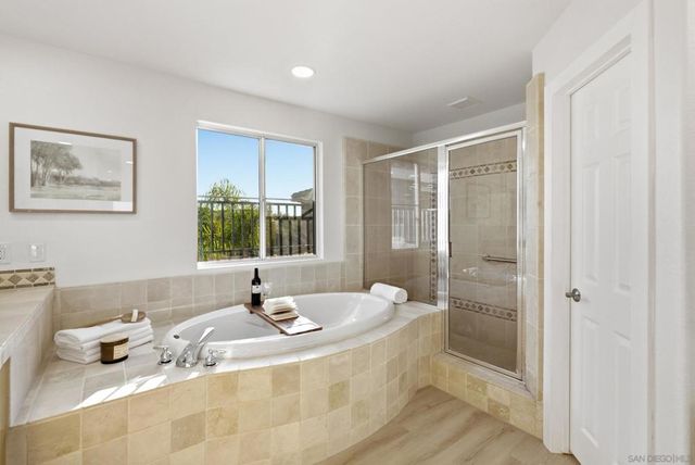 12086 Little Silver Ct, San Diego, CA 92131