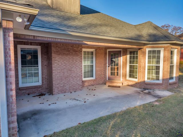 111 Raintree Drive, Warner Robins, GA 31088