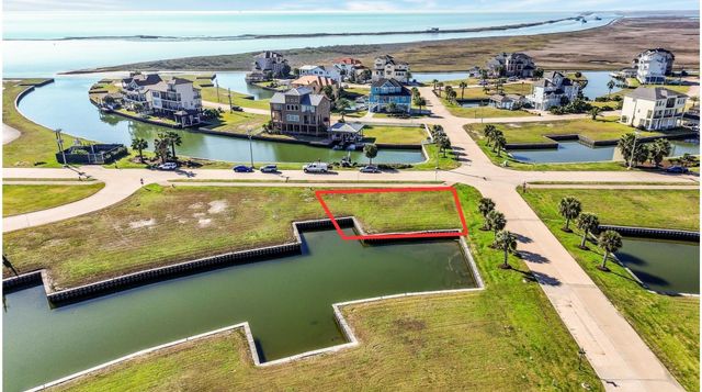 30 Long Key, Hitchcock, TX 77563