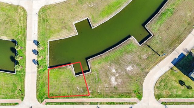 30 Long Key, Hitchcock, TX 77563