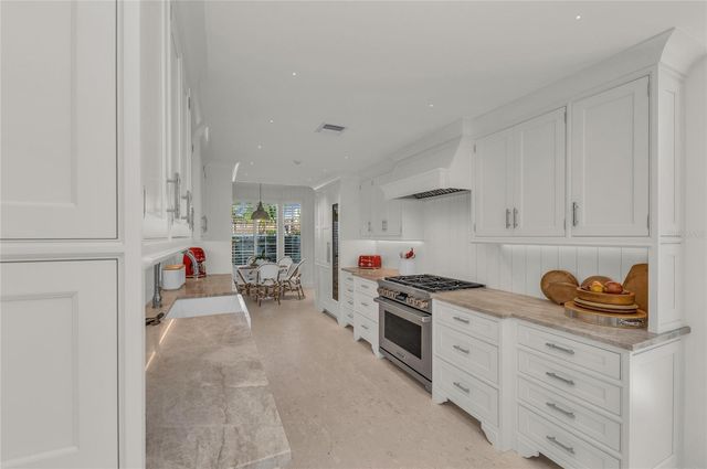 548 HALYARD LANE, Longboat Key, FL 34228