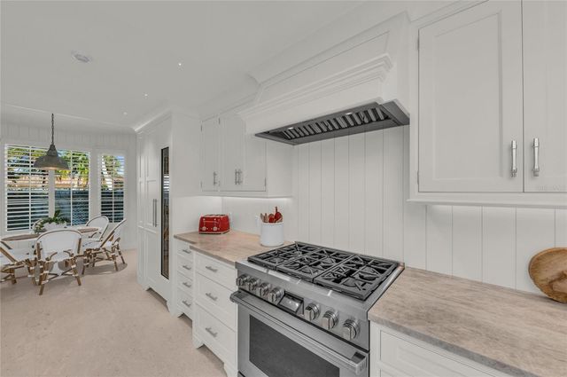 548 HALYARD LANE, Longboat Key, FL 34228