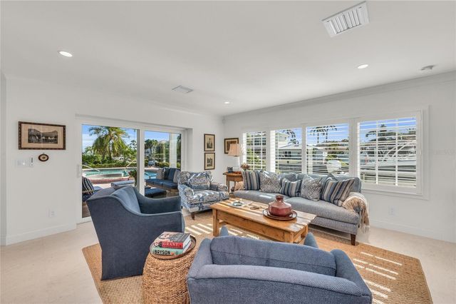 548 HALYARD LANE, Longboat Key, FL 34228