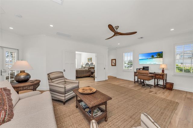 548 HALYARD LANE, Longboat Key, FL 34228