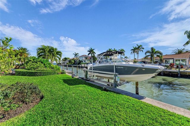 548 HALYARD LANE, Longboat Key, FL 34228