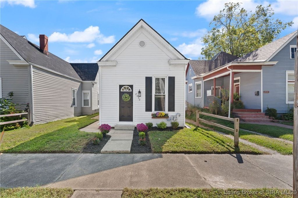 2030 Ekin Avenue, New Albany, IN 47150