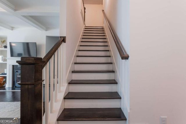 558 Arbor Crowne Drive, Lawrenceville, GA 30045