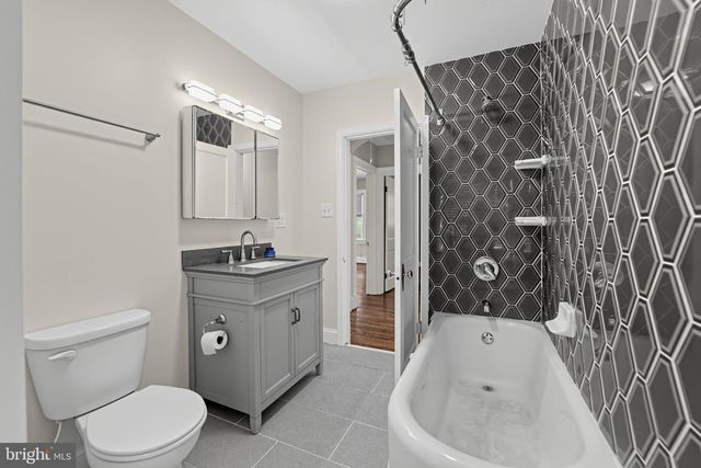 1238 LEEDS TER, Halethorpe, MD 21227