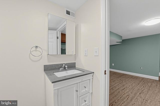 1238 LEEDS TER, Halethorpe, MD 21227