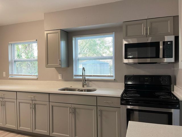 2302 CONTINENTAL BOULEVARD, Orlando, FL 32808