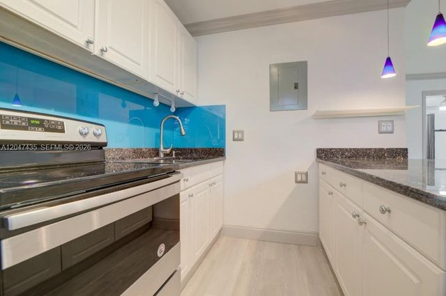 716 SW 14th Ave 3, Fort Lauderdale, FL 33312