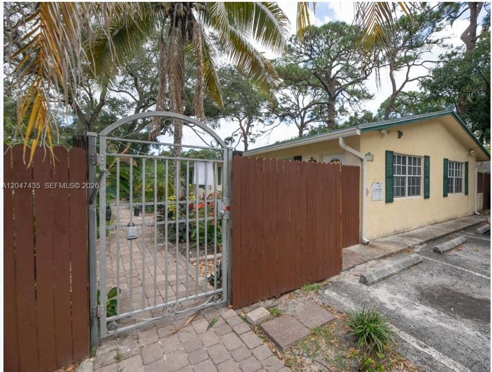 716 SW 14th Ave 3, Fort Lauderdale, FL 33312