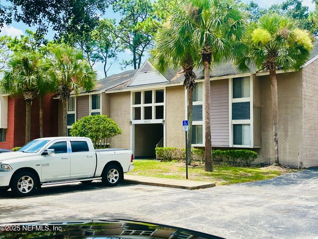 8880 OLD KINGS Road 20, Jacksonville, FL 32257