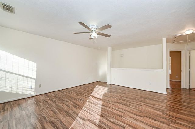 11830 Hueco Tanks Drive, Sugar Land, TX 77498