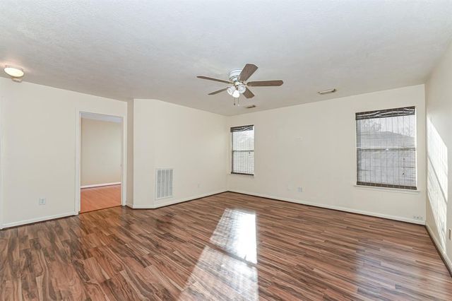 11830 Hueco Tanks Drive, Sugar Land, TX 77498