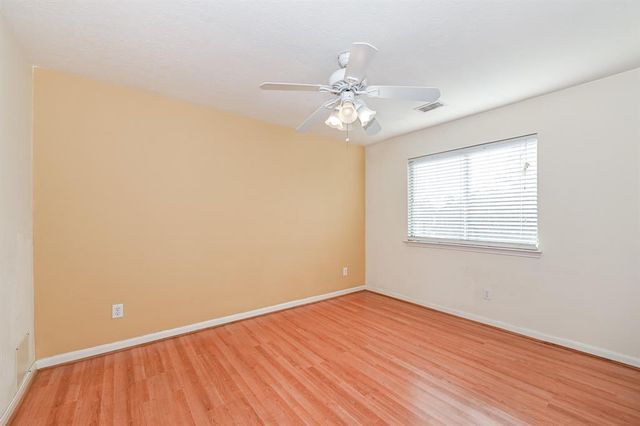 11830 Hueco Tanks Drive, Sugar Land, TX 77498