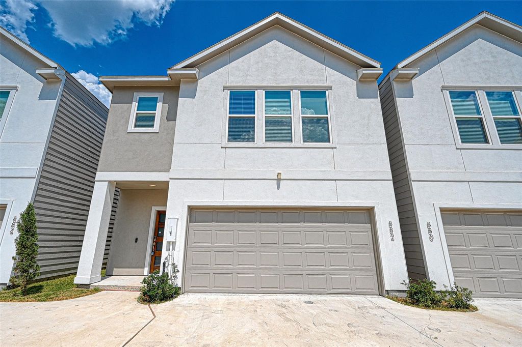 882 Fortune St Street, Houston, TX 77088