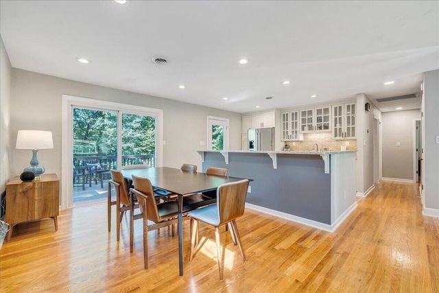 2116 Wesvan DR, Roanoke, VA 24012