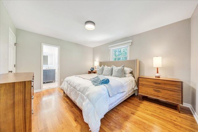 2116 Wesvan DR, Roanoke, VA 24012