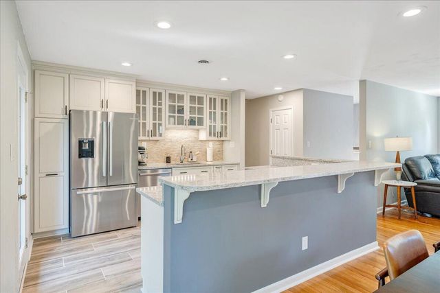 2116 Wesvan DR, Roanoke, VA 24012
