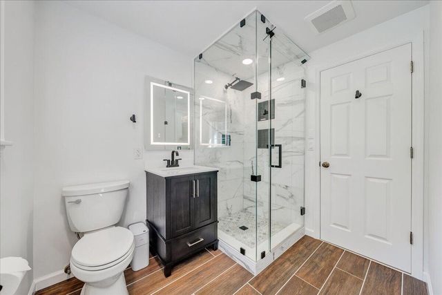 2116 Wesvan DR, Roanoke, VA 24012