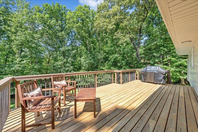 2116 Wesvan DR, Roanoke, VA 24012