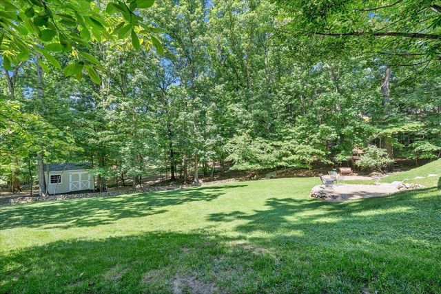 2116 Wesvan DR, Roanoke, VA 24012