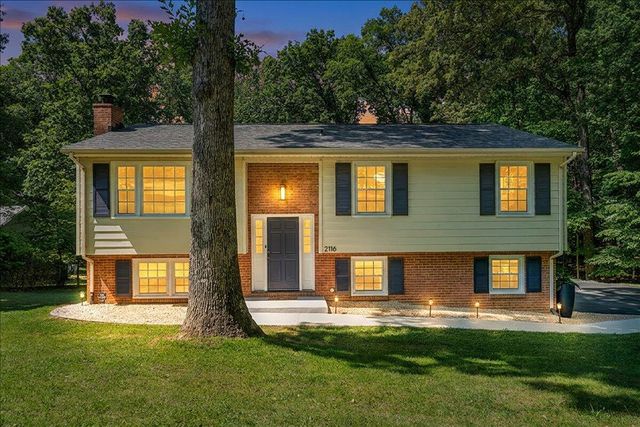 2116 Wesvan DR, Roanoke, VA 24012