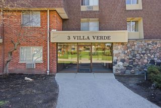 3 Villa Verde Drive 311, Buffalo Grove, IL 60089