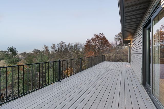 22 Skyline Drive, Ogden Dunes, IN 46368