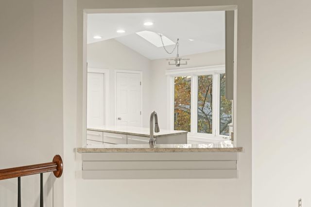 22 Skyline Drive, Ogden Dunes, IN 46368