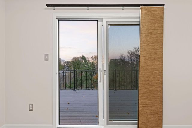 22 Skyline Drive, Ogden Dunes, IN 46368