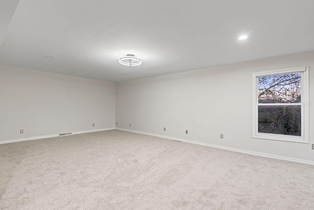 22 Skyline Drive, Ogden Dunes, IN 46368