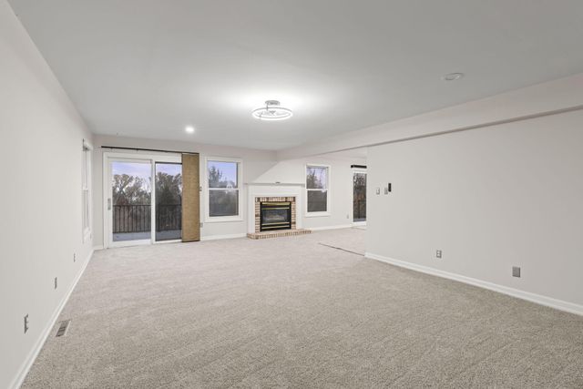 22 Skyline Drive, Ogden Dunes, IN 46368