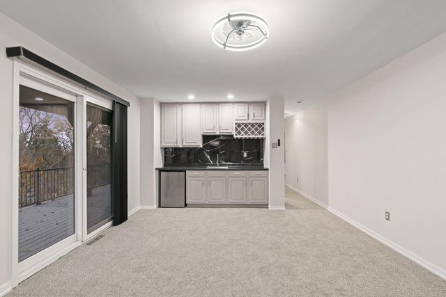 22 Skyline Drive, Ogden Dunes, IN 46368