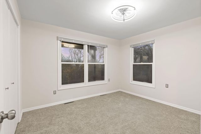 22 Skyline Drive, Ogden Dunes, IN 46368