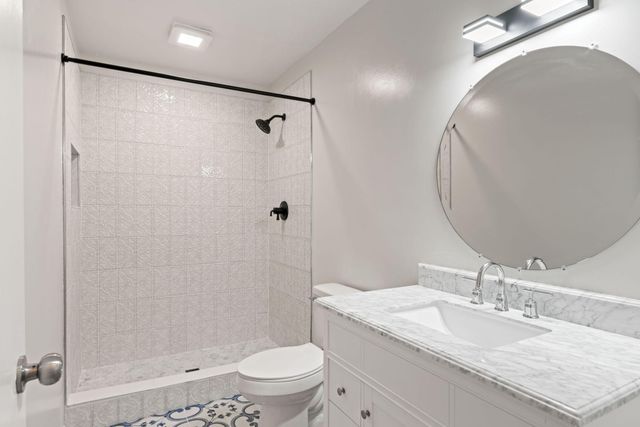 22 Skyline Drive, Ogden Dunes, IN 46368