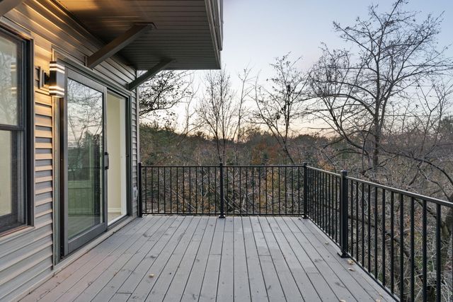 22 Skyline Drive, Ogden Dunes, IN 46368