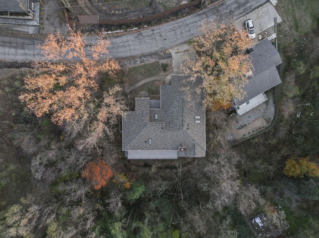 22 Skyline Drive, Ogden Dunes, IN 46368