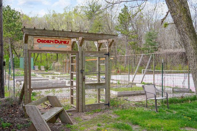 22 Skyline Drive, Ogden Dunes, IN 46368