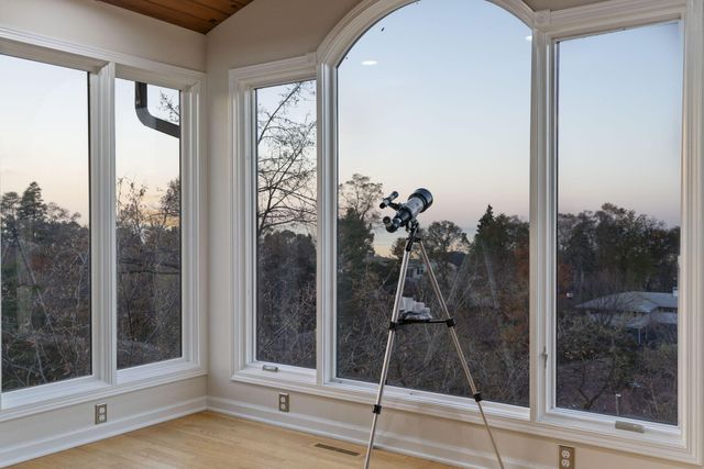 22 Skyline Drive, Ogden Dunes, IN 46368