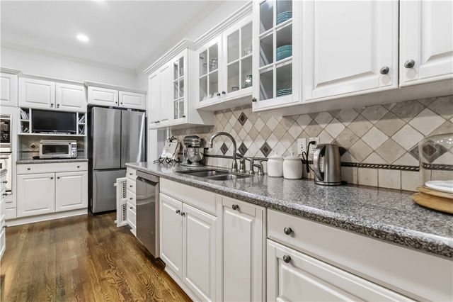2265 Revere Place, Fayetteville, AR 72701