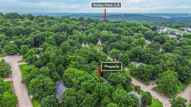 2265 Revere Place, Fayetteville, AR 72701