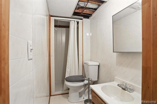 18260 Spring Court, Fraser, MI 48026