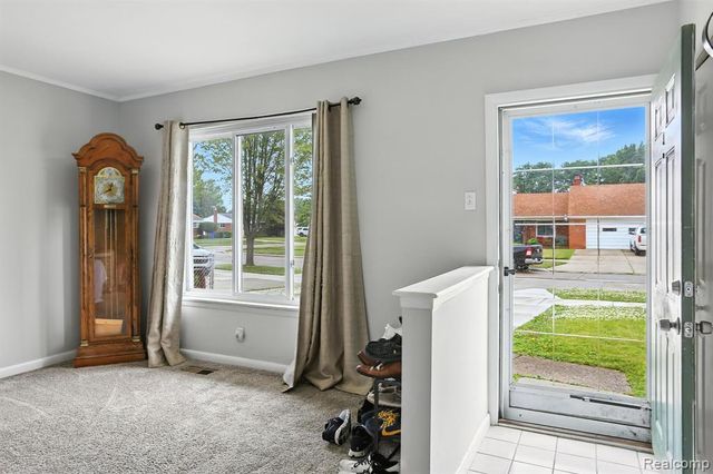 18260 Spring Court, Fraser, MI 48026