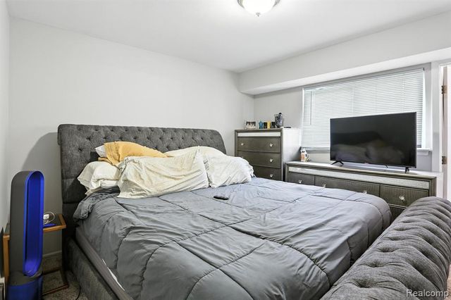 18260 Spring Court, Fraser, MI 48026