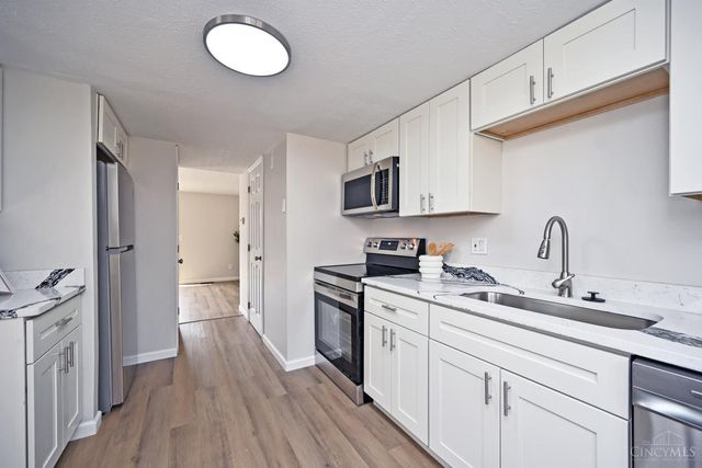 7494 Dover Drive, West Chester, OH 45069