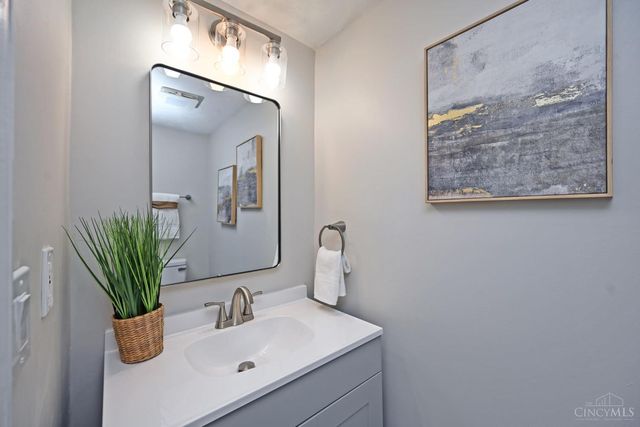 7494 Dover Drive, West Chester, OH 45069